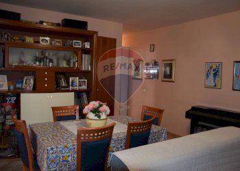 Sala da pranzo - Trilocale Viale Marino
 
39, Ardea - foto 12