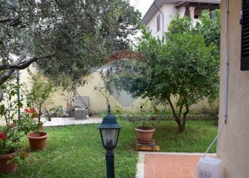 Giardino - Trilocale Viale Marino
 
39, Ardea - foto 35