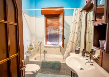 Bagno - Trilocale via ex nazionale chianchitta
 
246, Giardini-Naxos - foto 13