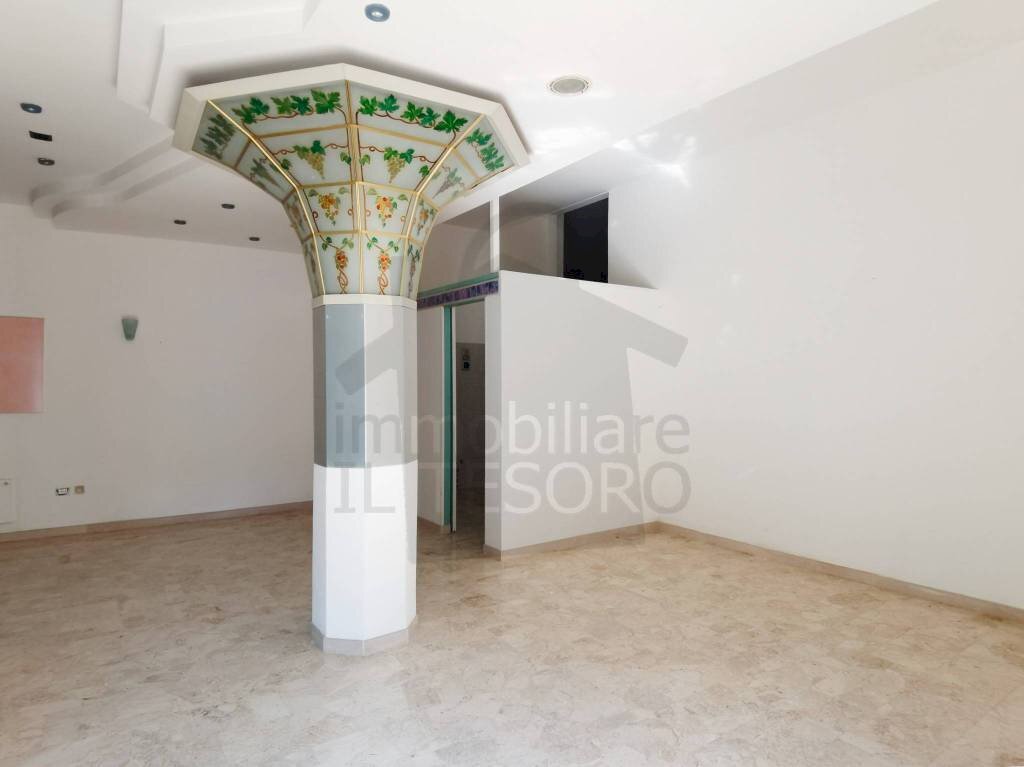 Interno non residenziale - Shop viale Gian Battista Marino, Rimini - photo 1