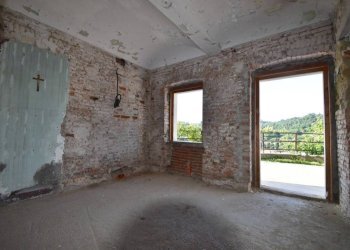 Stanza non arredata - Rustico via Valeirole, Corneliano d'Alba - foto 7