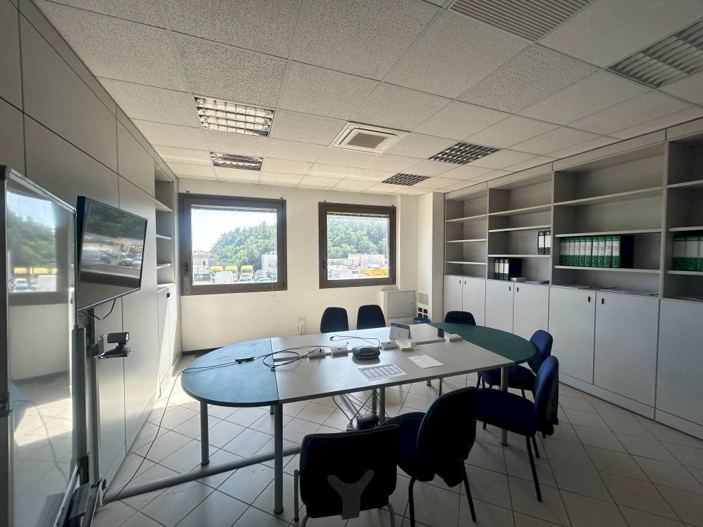 Ufficio - Office via Renata Bianchi, Genova (neighborhood Cornigliano) - photo 2