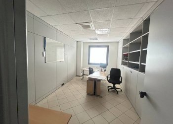 Ufficio - Ufficio via Renata Bianchi, Genova (zona Cornigliano) - foto 4