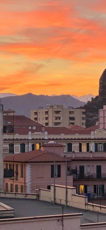 Vista - Four-room apartment Ventimiglia - photo 2