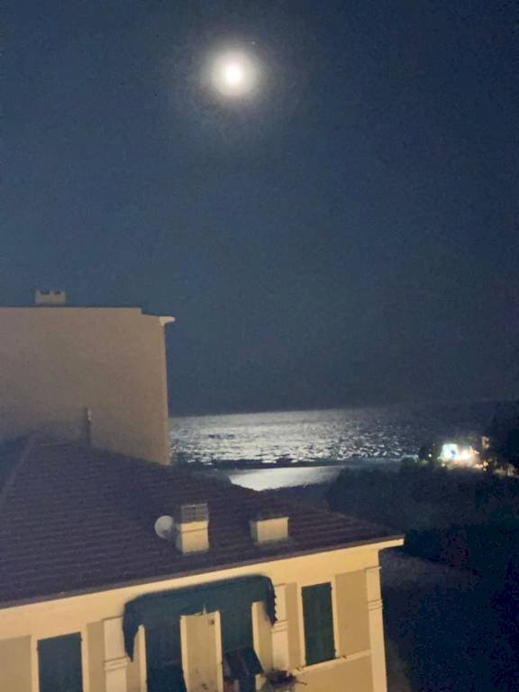 Vista - Four-room apartment Ventimiglia - photo 3