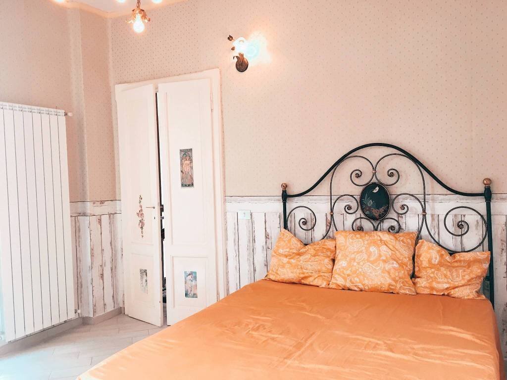 Camera da letto - Villa via Fugino, 7, Porto Valtravaglia - foto 2