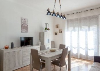 Salone - Trilocale via Torino, 165, Castiglione Torinese - foto 4