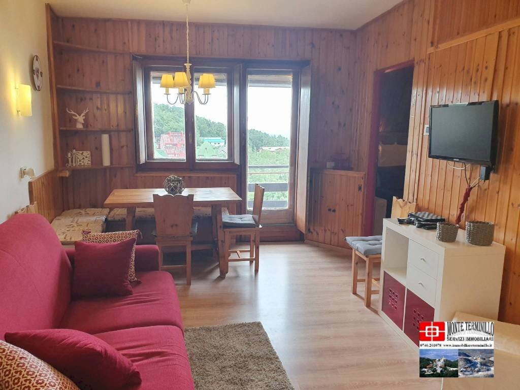 Salone - Trilocale via dei Cerri, Rieti - foto 1