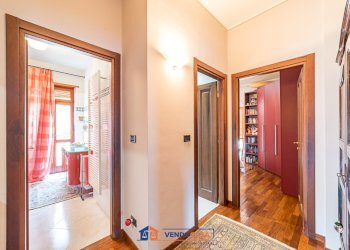 Casa indipendente Santa Vittoria d'Alba - foto 11