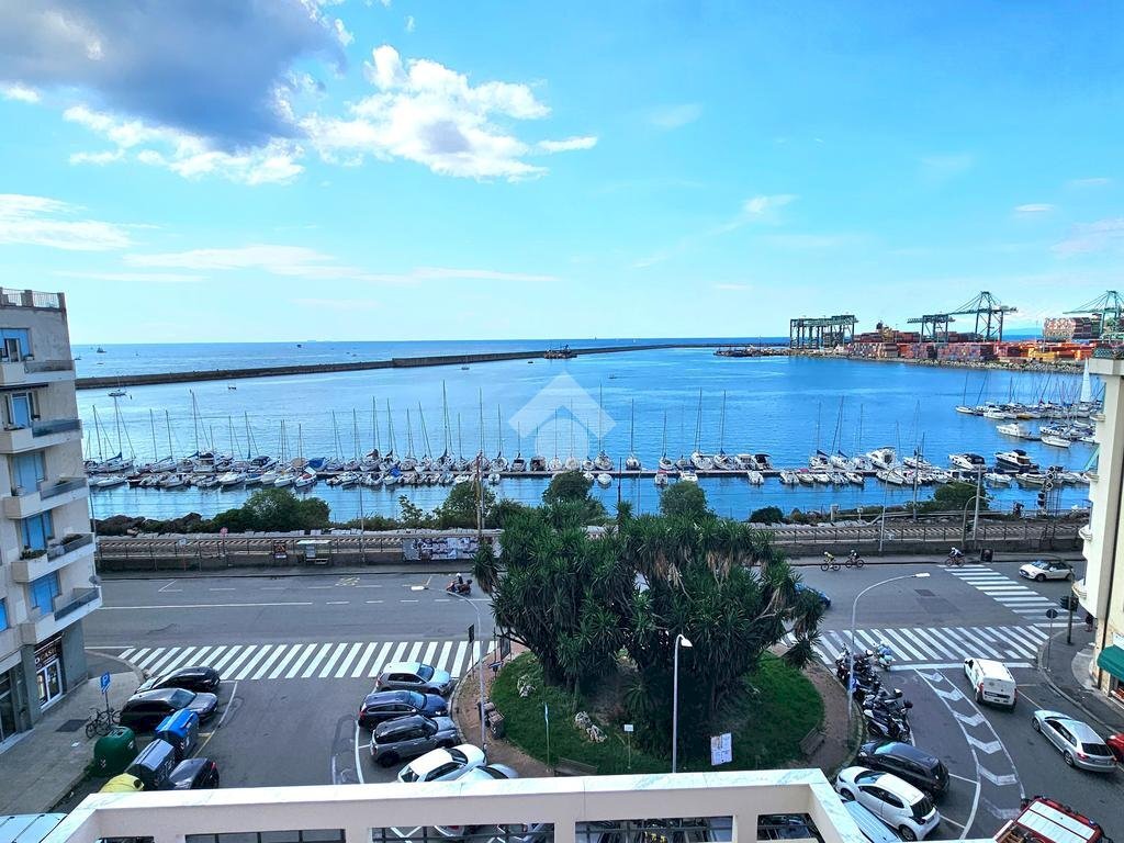 Attic Piazza Lido di Pegli, Genova (neighborhood Pegli) - photo 2