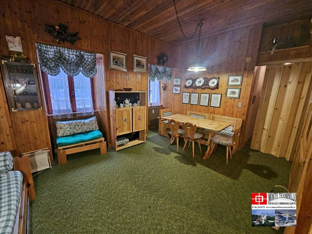 Salone - Quadrilocale via dei Licheni, 13, Rieti - foto 1