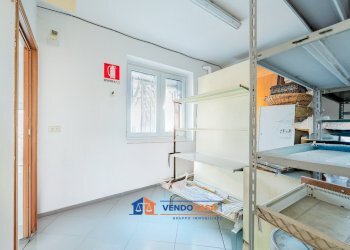 Commercial Premises Montanera - photo 16