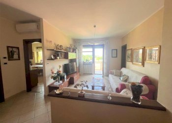 Quadrilocale Banchette - foto 2