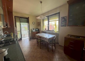 Quadrilocale Banchette - foto 6