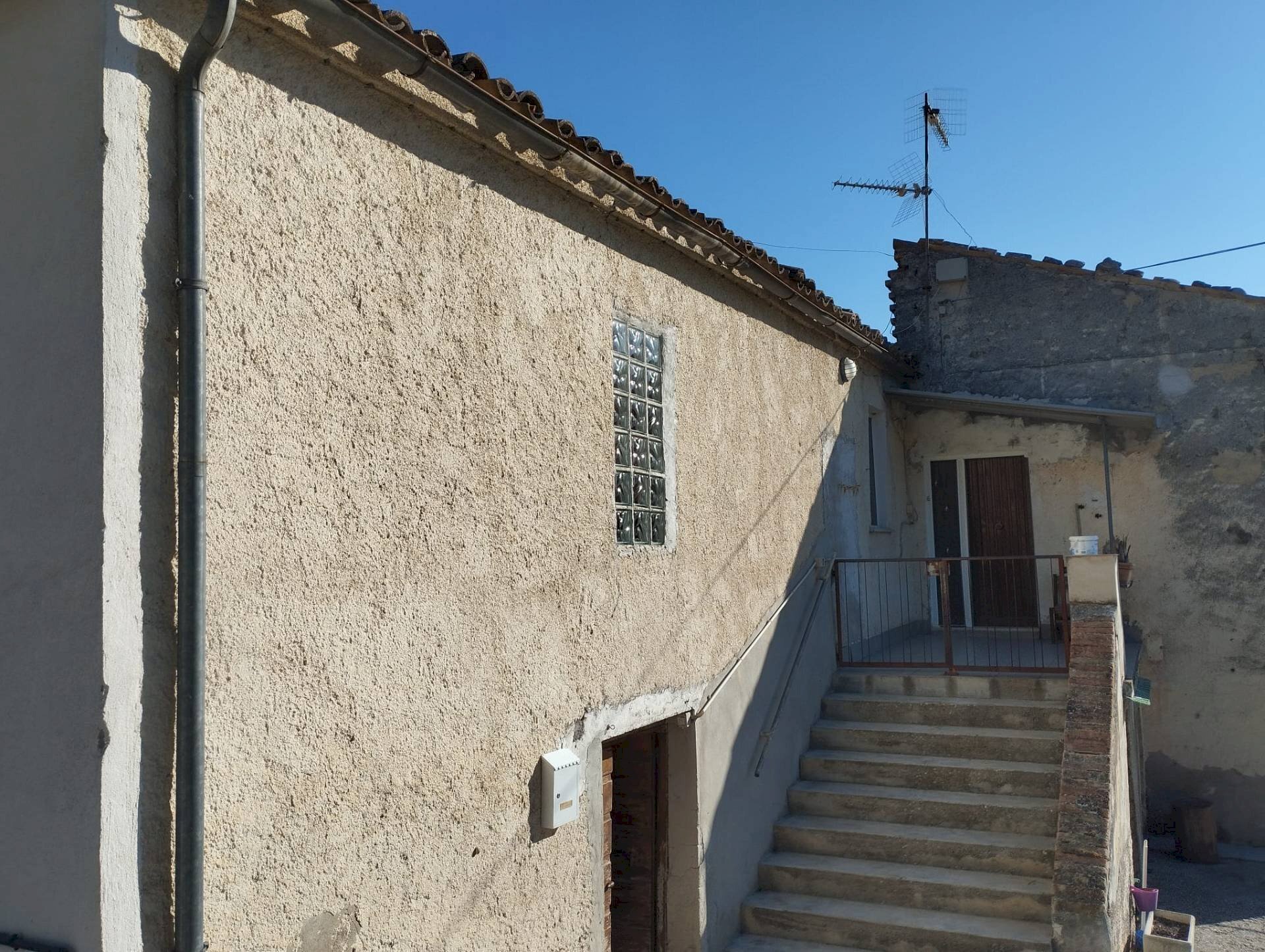 Foto 3 - Casa indipendente Caprafico Stada Statale 81
 
snc, Teramo - foto 3