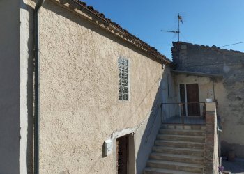 Foto 3 - Casa indipendente Caprafico Stada Statale 81
 
snc, Teramo - foto 3