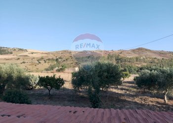 Vista delle montagne - Villa Contrada Cutuminello Poggio Diana
 
snc, Caltagirone - foto 21