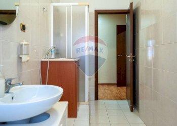 Bagno - Appartamento Viale Vittorio Veneto
187, Catania - foto 14