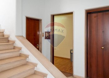 Scale - Appartamento Viale Vittorio Veneto
187, Catania - foto 22