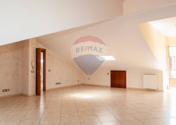 Stanza vuota - Attico Via Allegria
 
26/A, Catania - foto 7