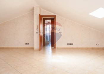 Stanza vuota - Attico Via Allegria
 
26/A, Catania - foto 10