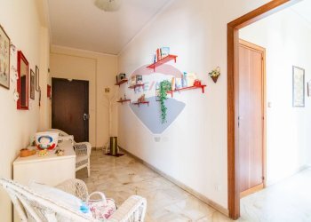 Hall / corridoio - Appartamento Via Giovanni Verga
 
56, Acireale - foto 6