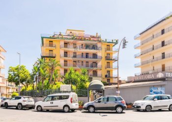 Edificio all\'aperto - Appartamento Via Giovanni Verga
 
56, Acireale - foto 53