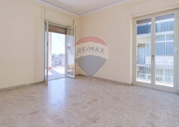 Stanza vuota - Appartamento via Piemonte
 
18, Acireale - foto 2