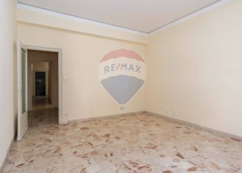 Stanza vuota - Appartamento via Piemonte
 
18, Acireale - foto 14