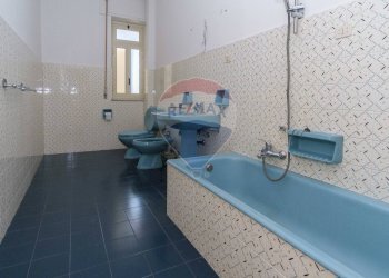 Bagno - Appartamento via Piemonte
 
18, Acireale - foto 26