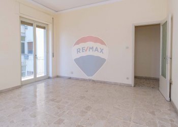 Stanza vuota - Appartamento via Piemonte
 
18, Acireale - foto 30