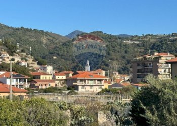 Vista delle montagne - Hotel via alla spiaggia
 
41, Ventimiglia - foto 2