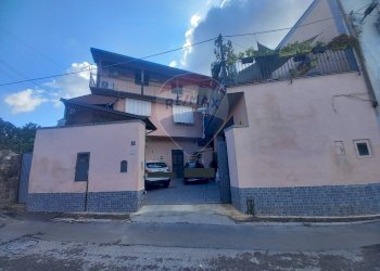 Edificio all\'aperto - Casa indipendente Via Dietro Corte
 
6, Caserta - foto 1