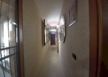 Hall / corridoio - Casa indipendente Via Dietro Corte
 
6, Caserta - foto 22