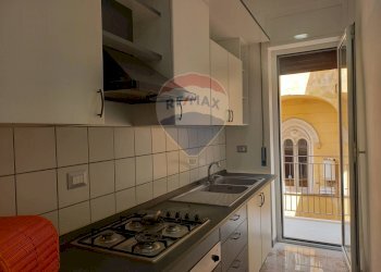 Cucina - Trilocale Via Unità Italiana
 
40, Caserta - foto 10