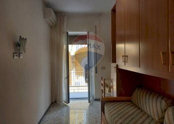 Soggiorno - Trilocale Via Unità Italiana
 
40, Caserta - foto 21