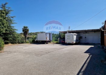 Casa all\'aperto - Capannone Falconara Marittima - foto 10