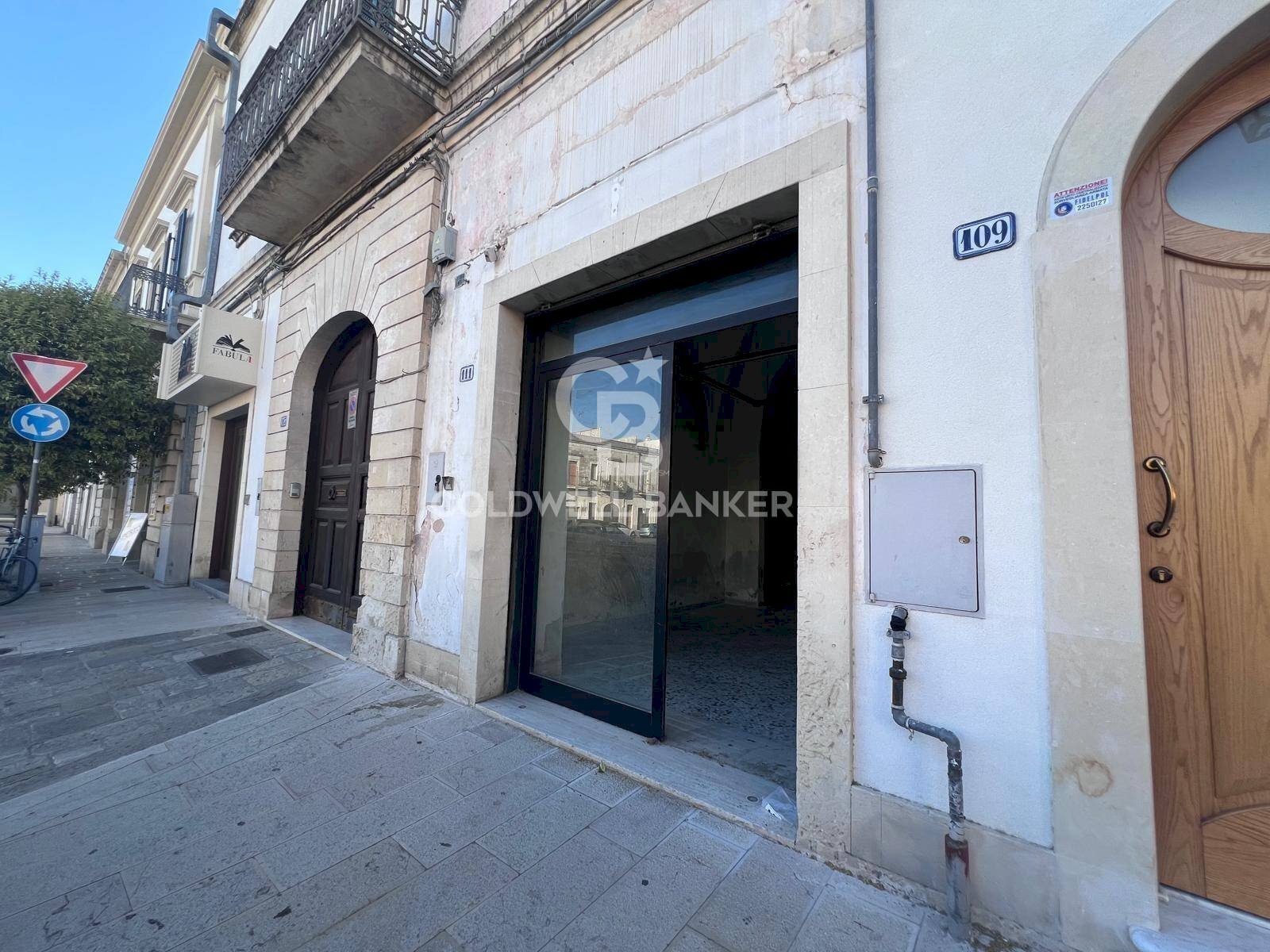 Foto 1 - Locale Commerciale Corso Porta Luce
 
111, Galatina - foto 1