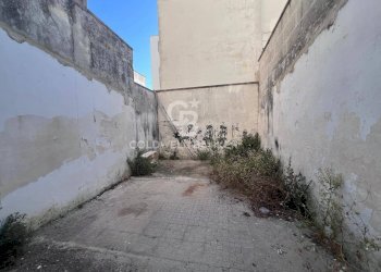 Foto 10 - Locale Commerciale Corso Porta Luce
 
111, Galatina - foto 10