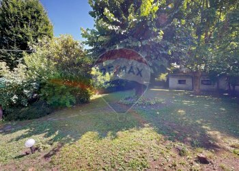 Giardino - Casa semi indipendente via Doberdò
 
7, Varese - foto 21