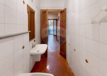 Bagno - Casa semi indipendente via Doberdò
 
7, Varese - foto 25