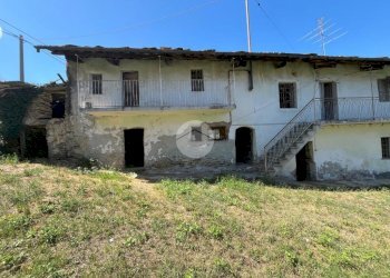 Independent house Via Antica Di Torriana, Barge - photo 1