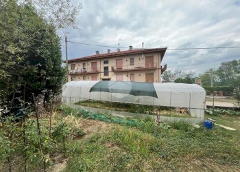 Three-room apartment Via Bagnolo, Barge - photo 4