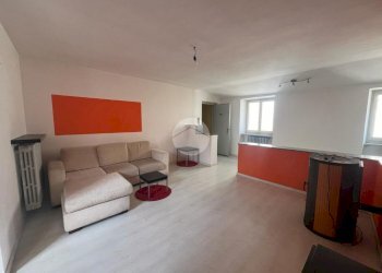 Two-room apartment Via Carle Costanzo, Barge - photo 3