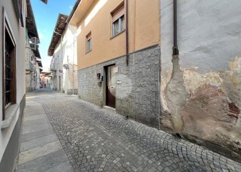 Two-room apartment Via Carle Costanzo, Barge - photo 1