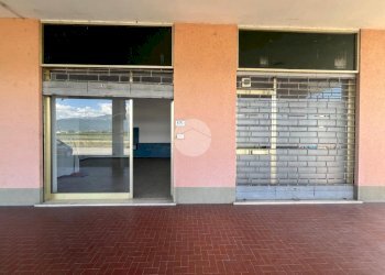 One-room apartment Via Cuneo, Barge - photo 3