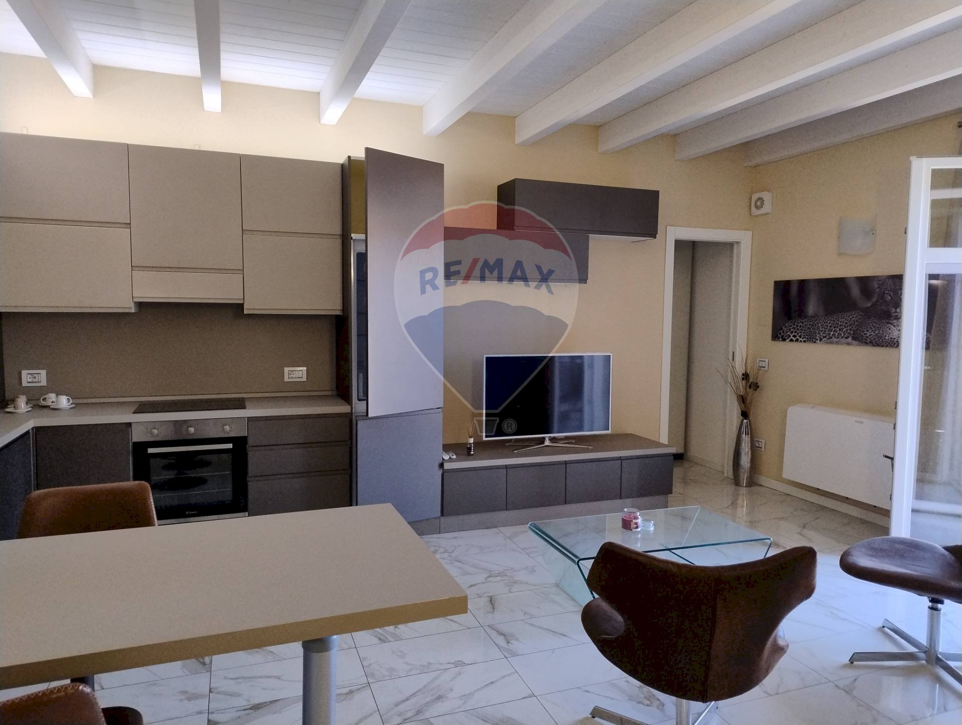 Cucina - Three-room apartment Via Emilia Est
 
46, Parma - photo 3