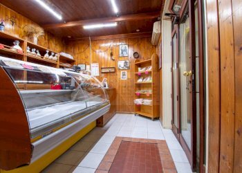 Foto 3 - Attività Commerciale via Roma
 
49, Osilo - foto 3