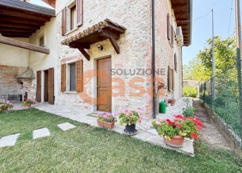 Foto 1 - Semi-detached house Via Caselle, Podenzano - photo 1