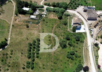 Foto 1 - Terreno edificabile Collecorvino - foto 1